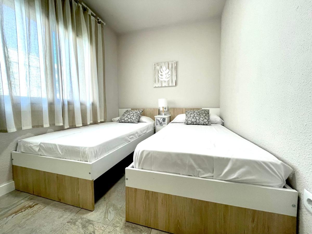 Maria Voramar Apartment กัมบริลส์ ภายนอก รูปภาพ