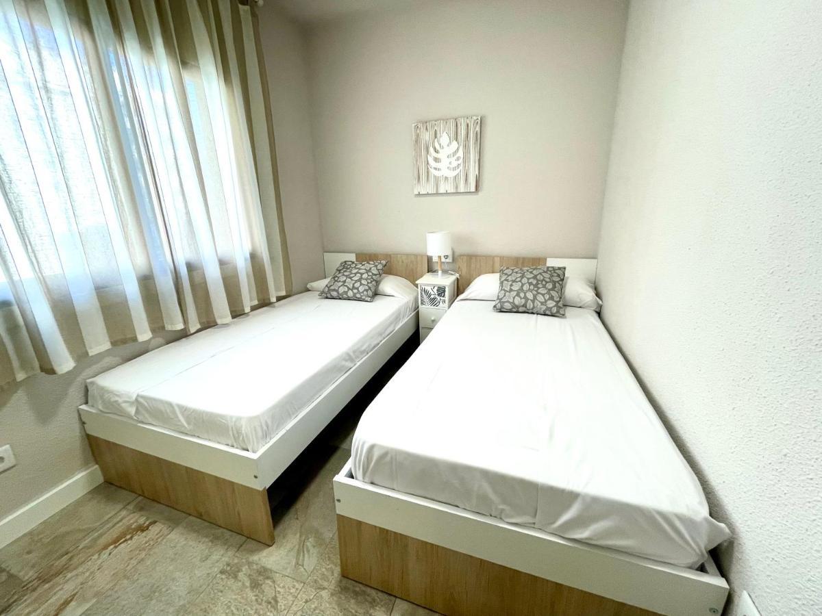 Maria Voramar Apartment กัมบริลส์ ภายนอก รูปภาพ