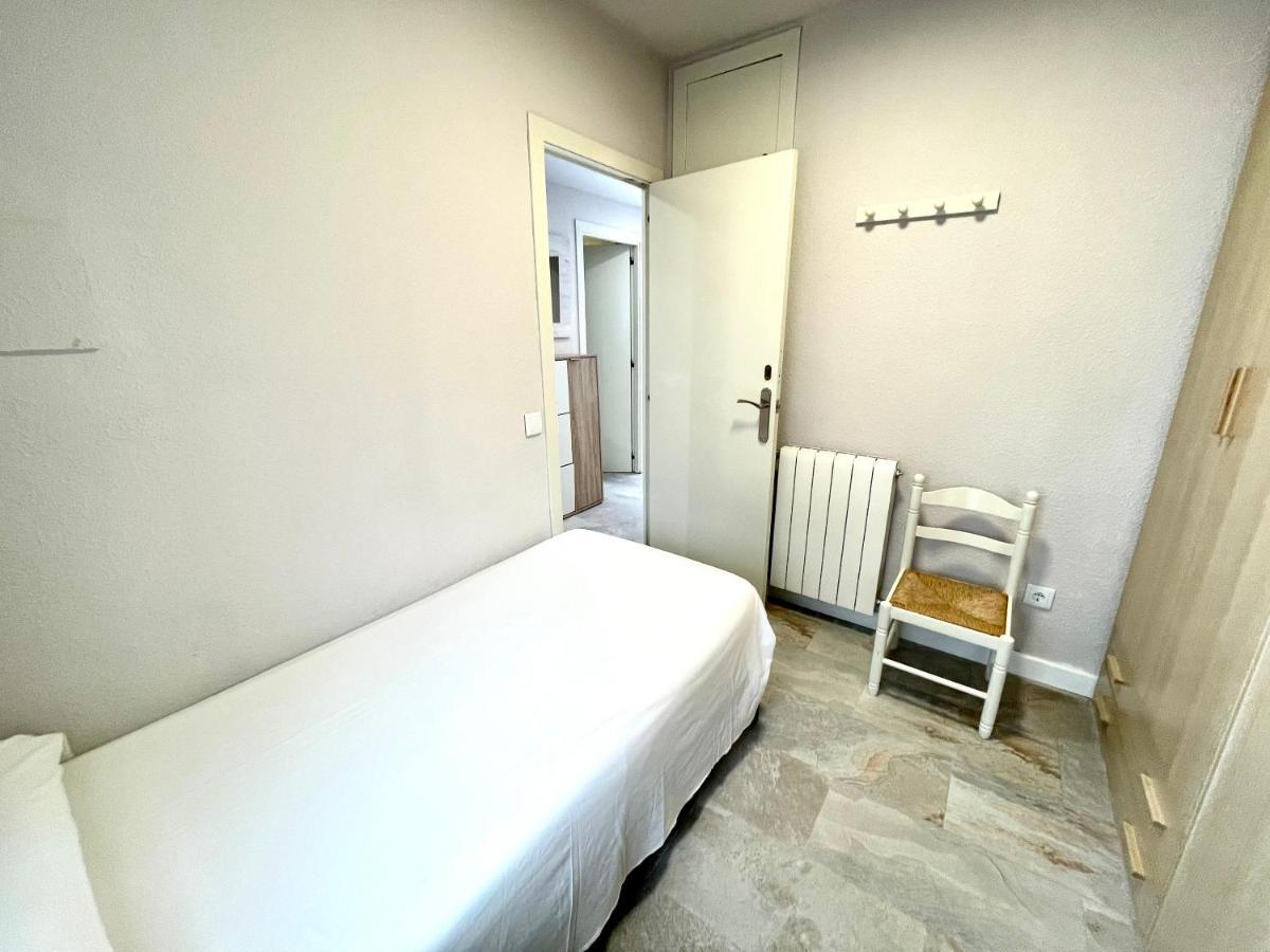 Maria Voramar Apartment กัมบริลส์ ภายนอก รูปภาพ